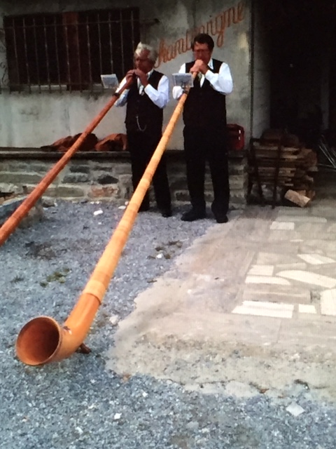 F5C4BDDD-3900-47E2-A9BD-4148389EA5B3